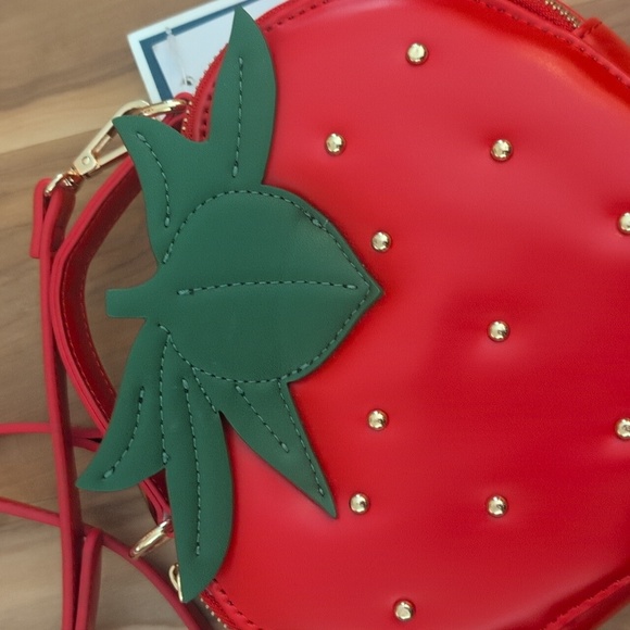 ALDO Red Strawberry-Shaped Crossbody Bag - Picture 3 of 11